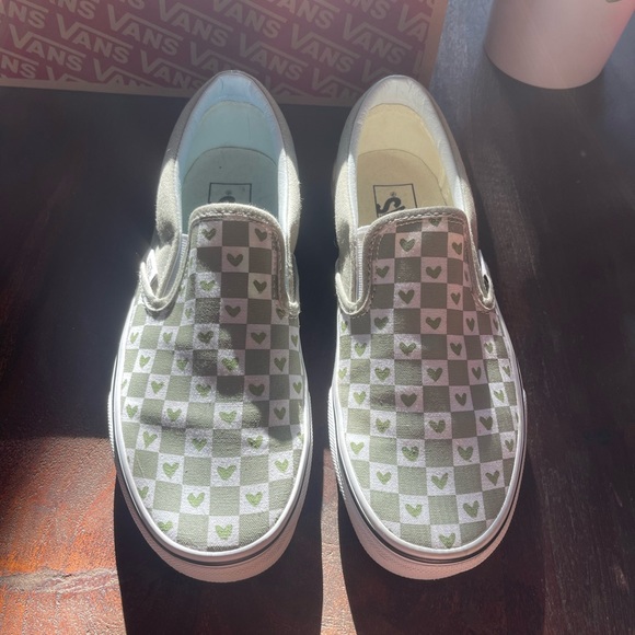 Sage green VANS with hearts 💚💚💚 - Picture 2 of 10